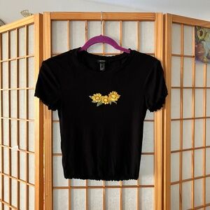Forever 21 Small Black With Sunflowers Stretchy Lattice Hem Short Sleeve Shirt